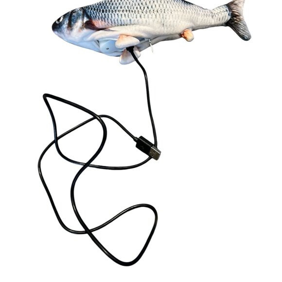 CAT TOY FLAPPY FISH Dog Pet Toy Flops Around USB Rechargeable With Cord - Picture 2 of 11